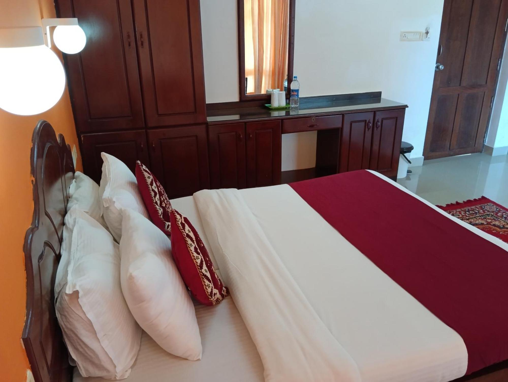 Vedantha Inn Ковалам Экстерьер фото